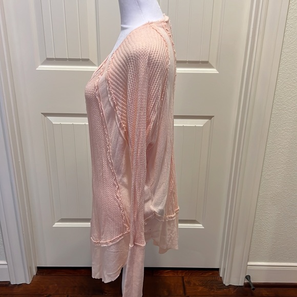 Free People top - Picture 2 of 6